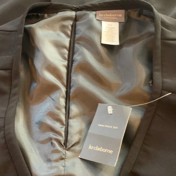 2 pc skirt and jacket - Picture 13 of 16